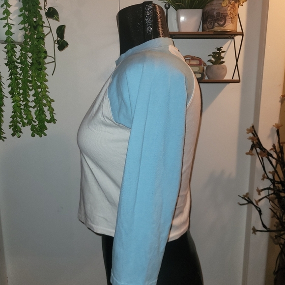 Nike White and Blue Raglan Sleeve Cropped Top M - Picture 5 of 6